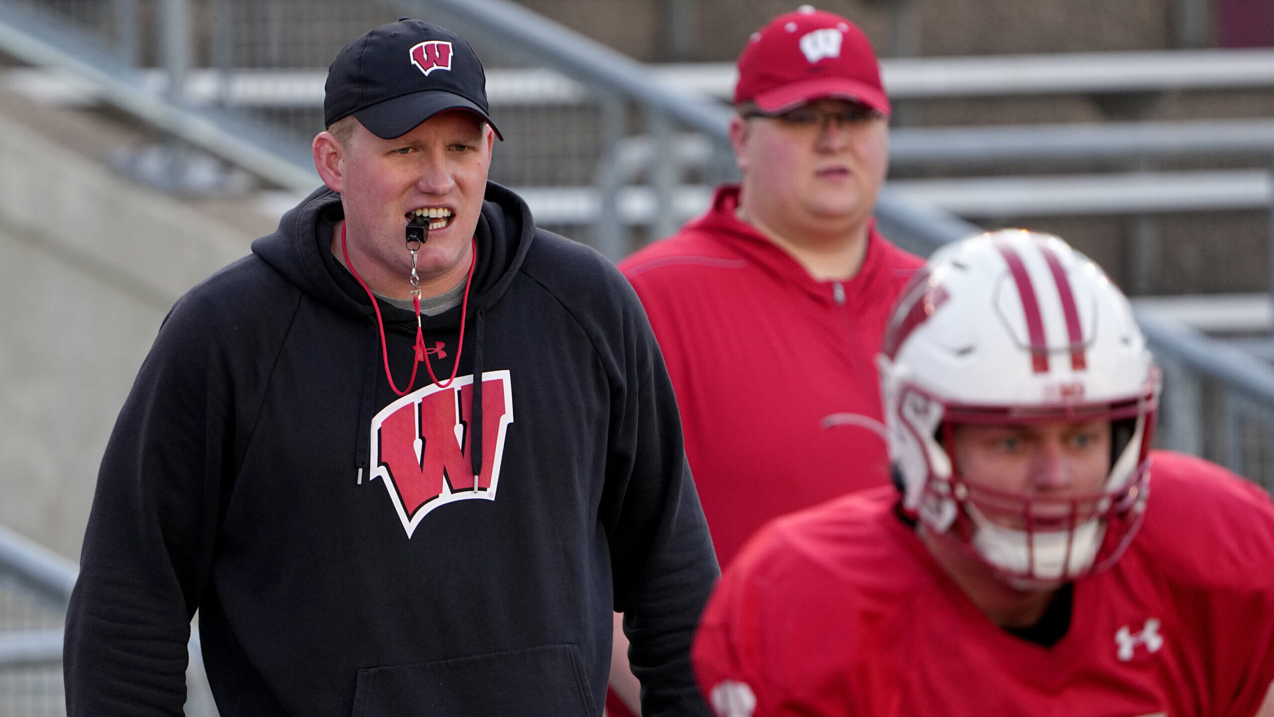 Wisconsin Badgers football tight end coach Nate Letton