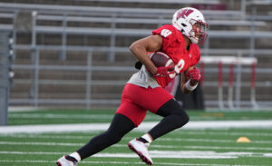 Wisconsin Badgers football wide receiver Bryson Green