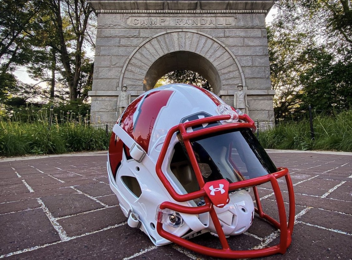 Wisconsin Football; Badgers helmet