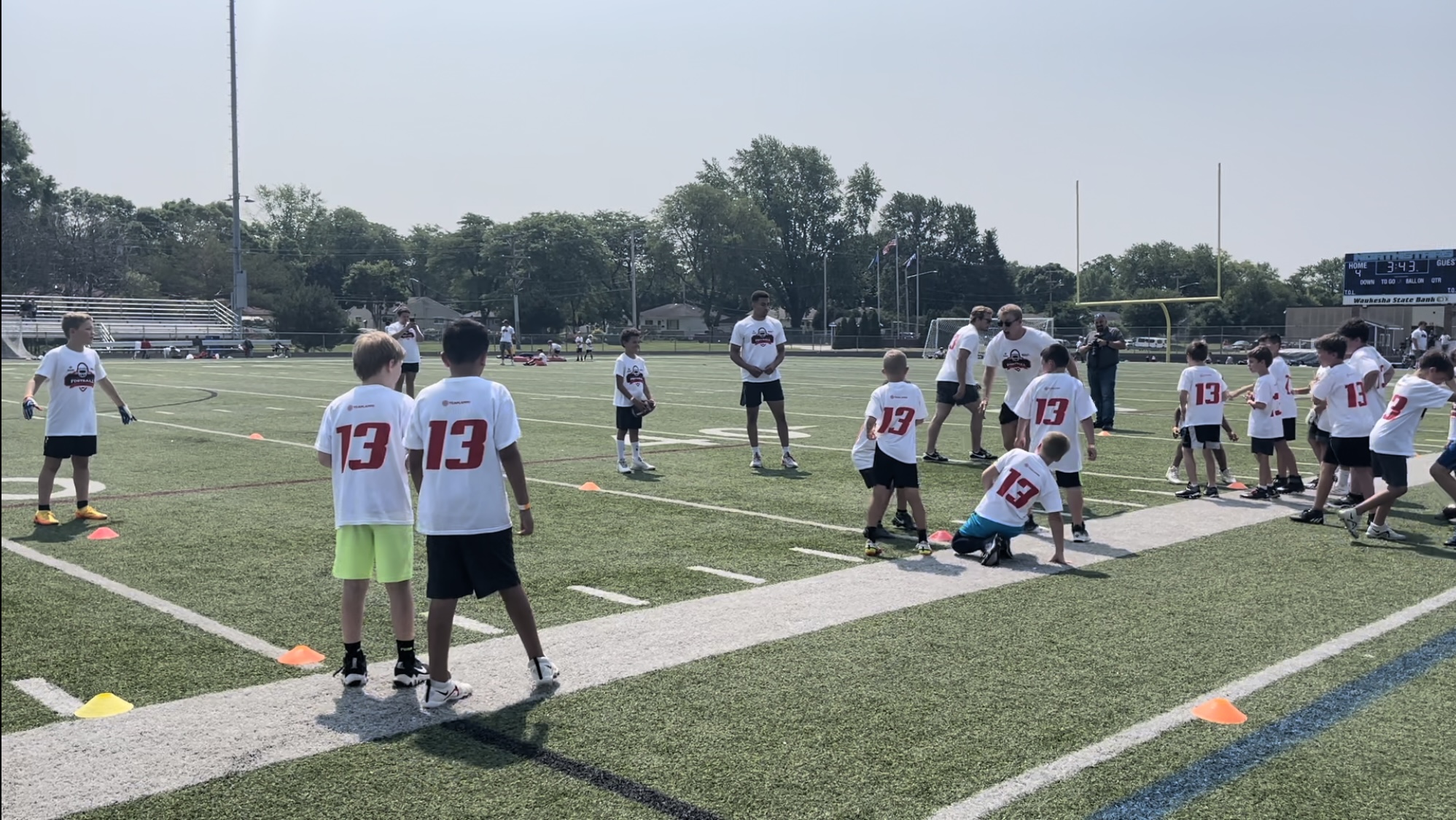 Wisconsin Badgers Football WR Chimere Dike Hosts youth football camp