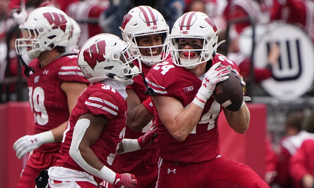 Wisconsin Football Players Hunter Wohler and Braelon Allen Named to AP