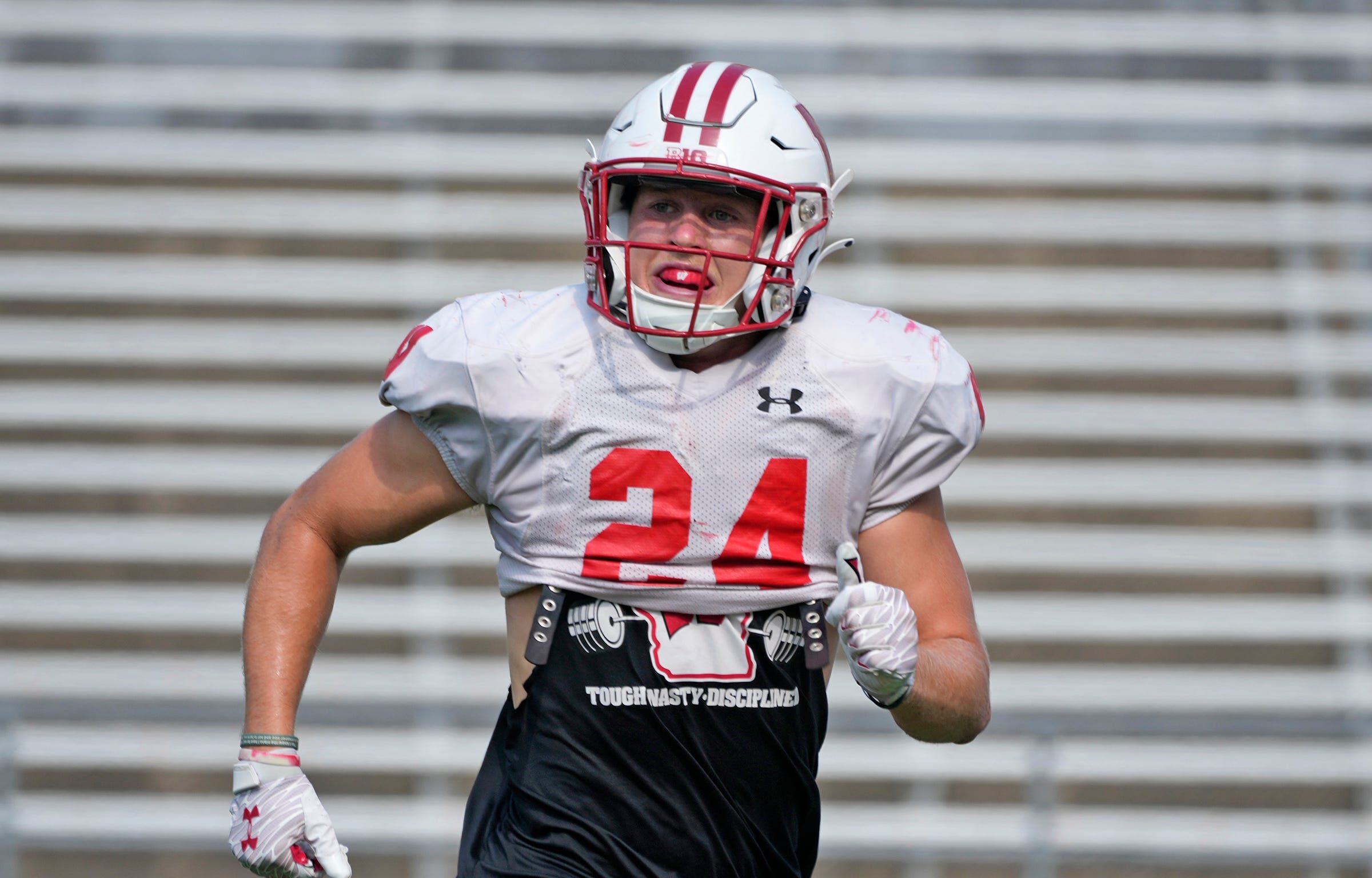 Wisconsin Badgers football; safety Hunter Wohler