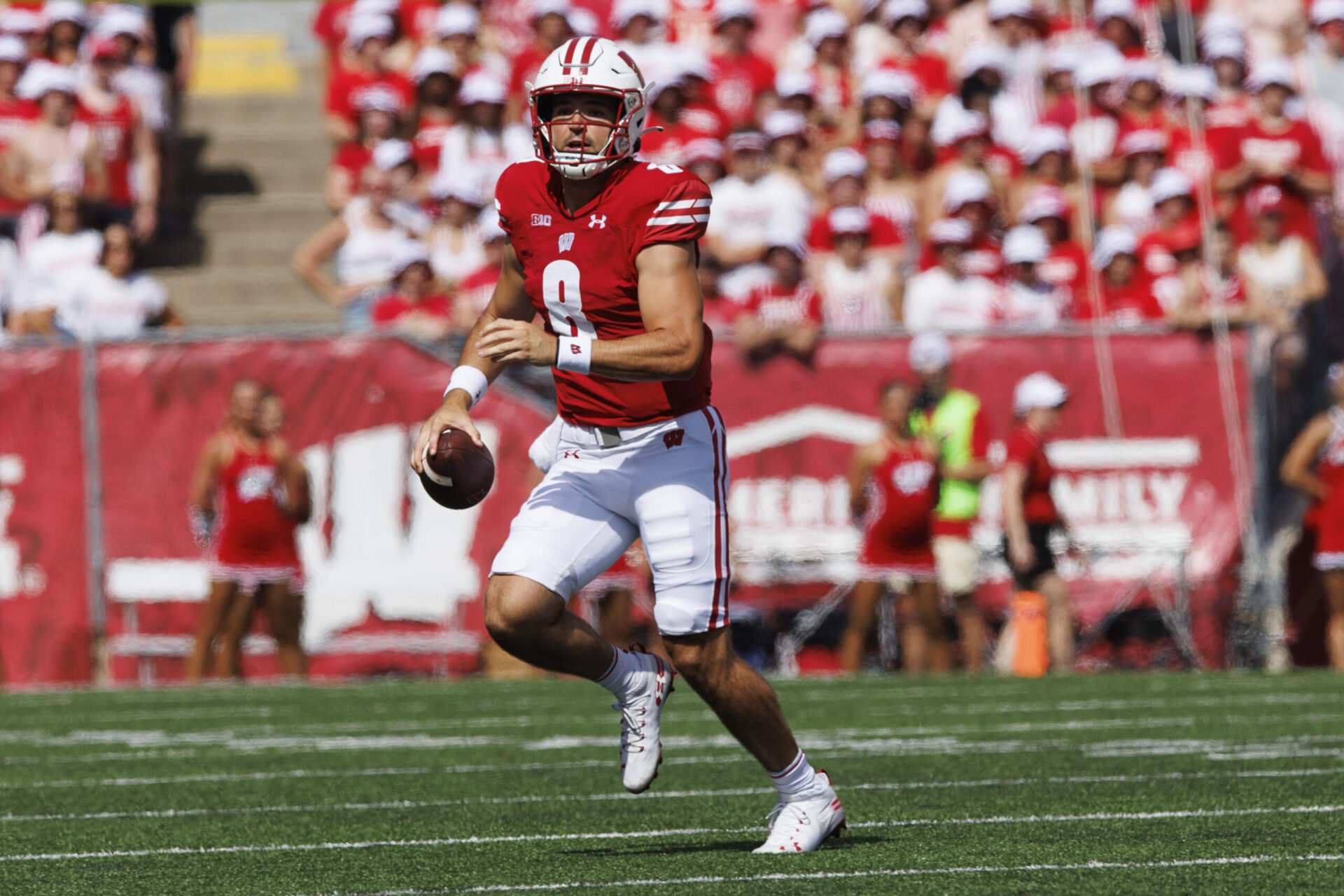 Wisconsin vs Buffalo: UW scores opening win after shaky first half