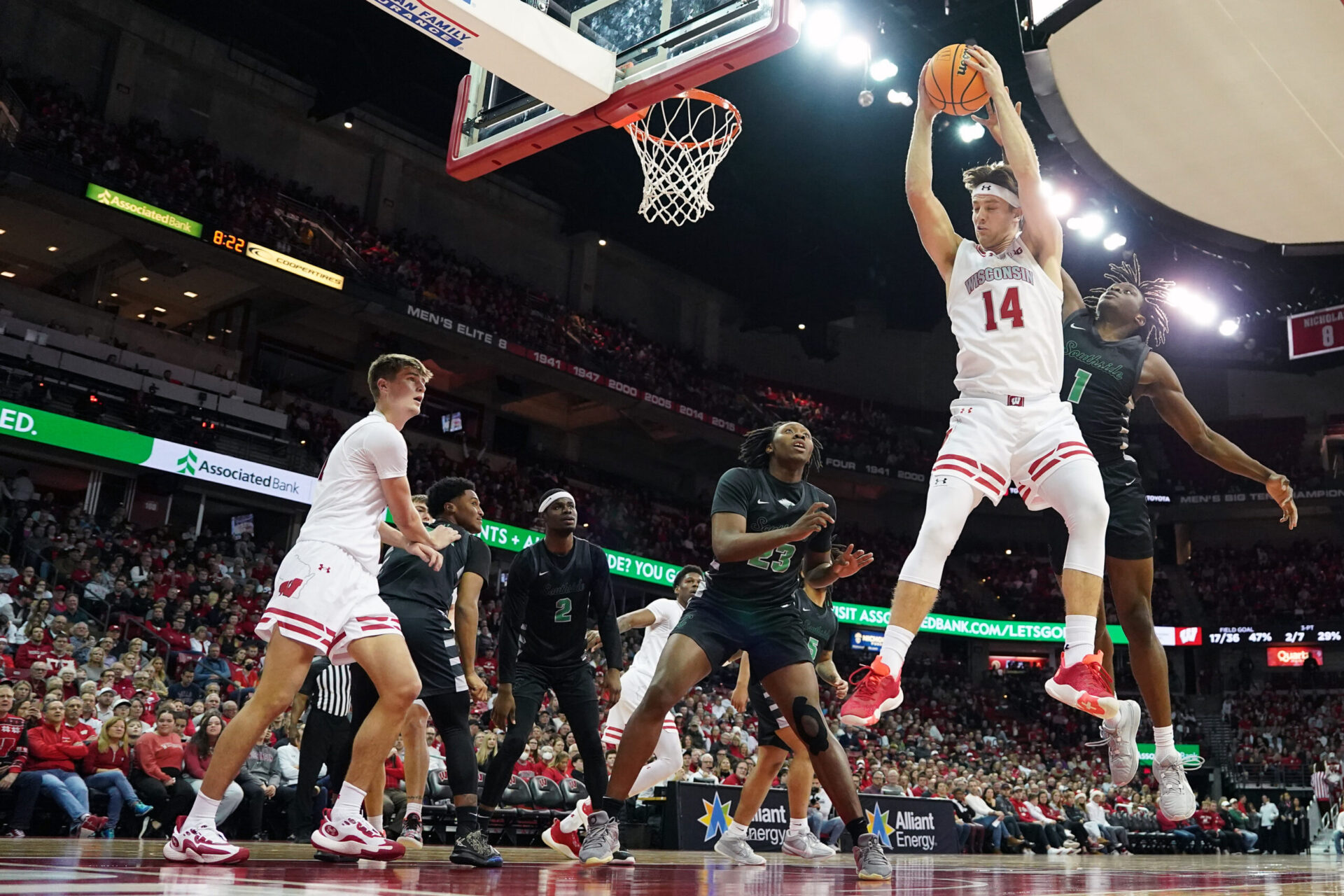 Wisconsin Basketball Rises in Associated Press Top 25 Rankings - BadgerNotes